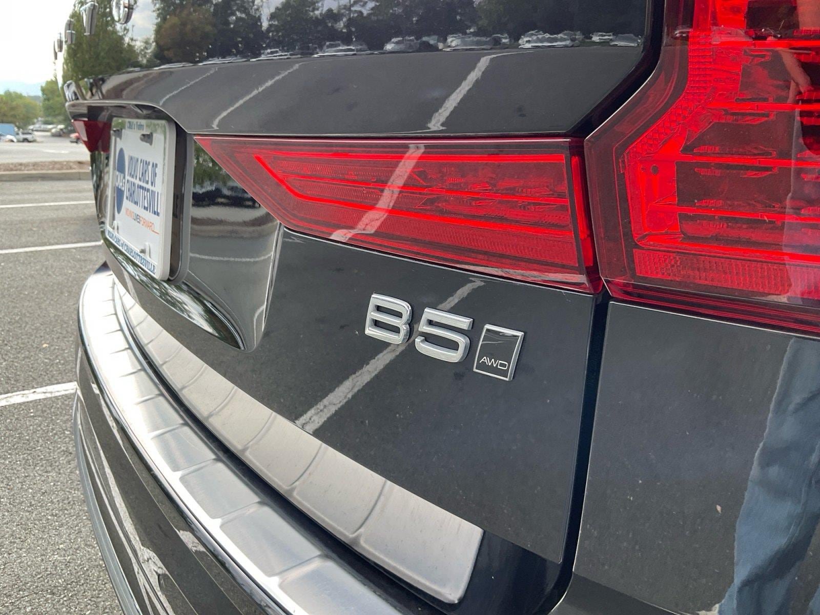 Certified 2023 Volvo XC60 B5 Plus AWD/4WD image 17