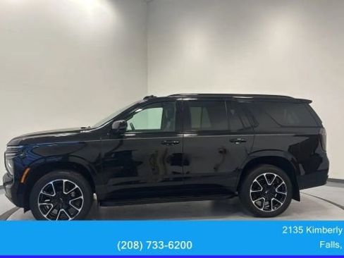 Used 2025 Chevrolet Tahoe RST w/ Comfort Package AWD/4WD image 5