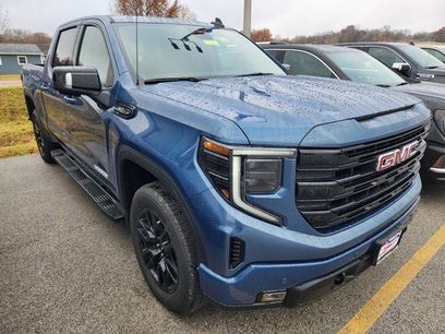 New 2026 GMC Sierra 1500 Elevation w/ Elevation Premium Package