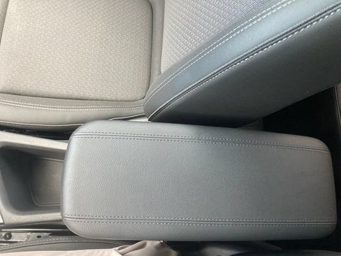 Used 2024 Buick Encore GX Preferred AWD/4WD image 33