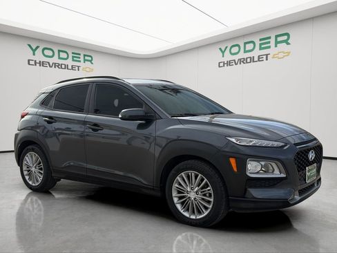 Used 2020 Hyundai Kona SEL Plus image 2