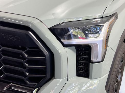 Used 2025 Toyota Tundra Limited w/ TRD Off-Road Package AWD/4WD image 12
