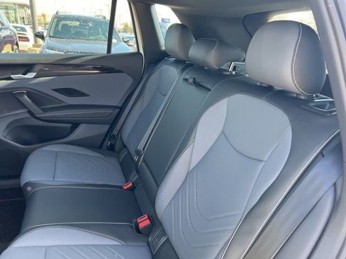 New 2026 Volkswagen Tiguan SE R-Line AWD/4WD image 8