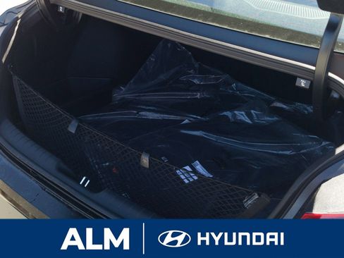 New 2026 Hyundai Elantra Limited image 7