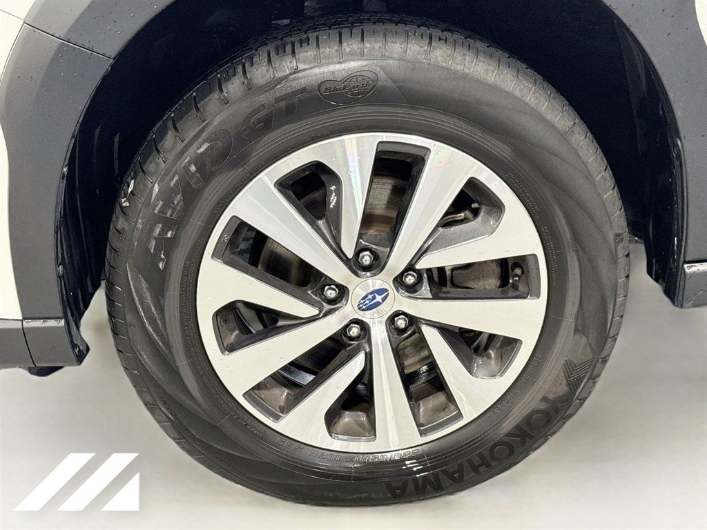 Used 2025 Subaru Outback Premium AWD/4WD image 31