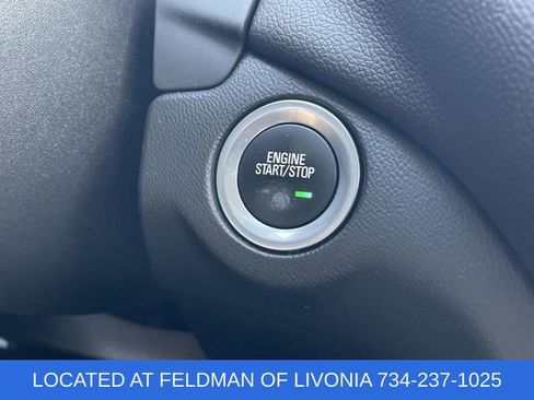 Certified 2018 Chevrolet Equinox LT image 16