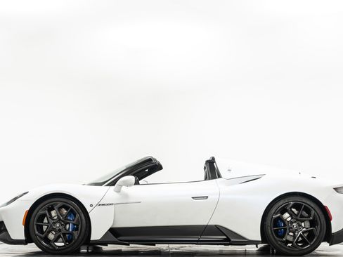 Used 2023 Maserati MC20 Spyder RWD image 6