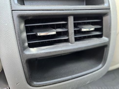 Used 2019 Cadillac XT5 Luxury image 38