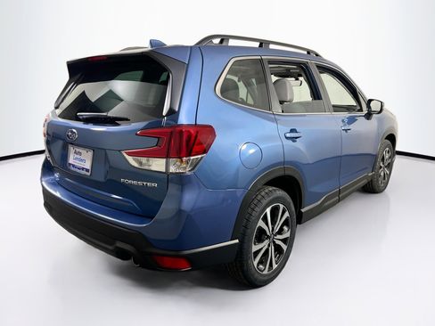 Used 2023 Subaru Forester Limited image 5