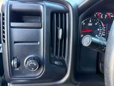 Used 2016 GMC Sierra 1500 2WD Double Cab w/ Sierra Convenience Package image 12