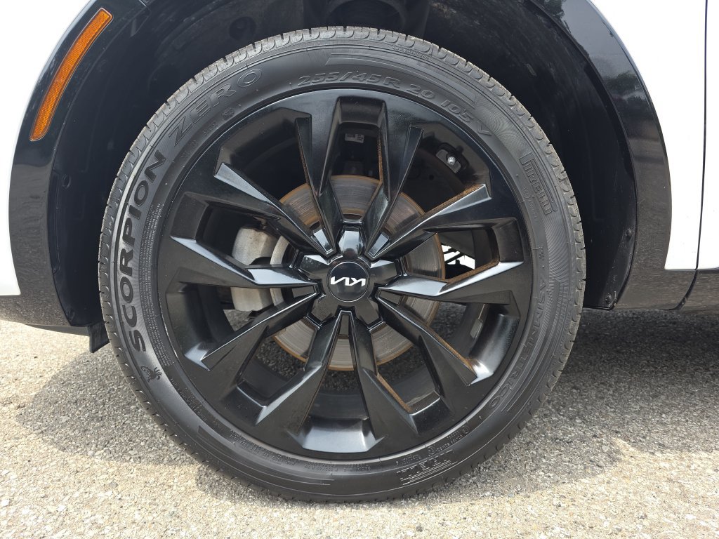 Used 2023 Kia Sorento SX AWD/4WD image 36