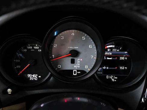 Used 2019 Porsche Macan S image 25
