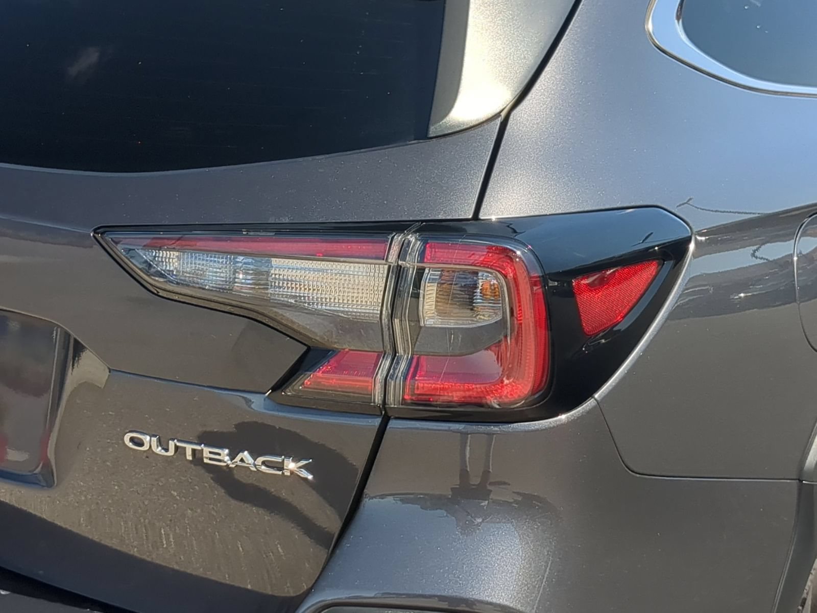 Certified 2025 Subaru Outback Premium AWD/4WD image 11