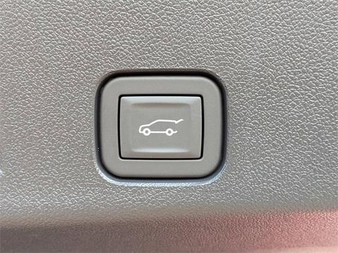 New 2026 Buick Enclave Avenir image 15