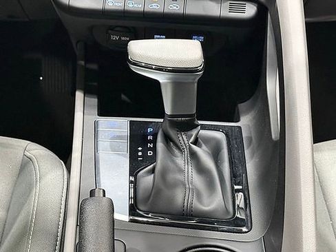 Used 2022 Hyundai Elantra SEL w/ Cargo Package image 35