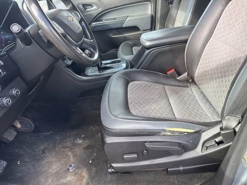 Used 2018 Chevrolet Colorado Z71 AWD/4WD image 15