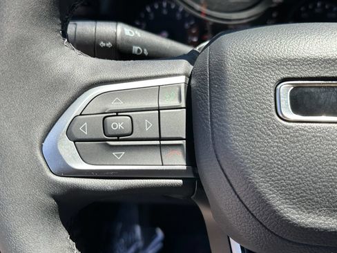 New 2026 Jeep Compass Latitude AWD/4WD image 21