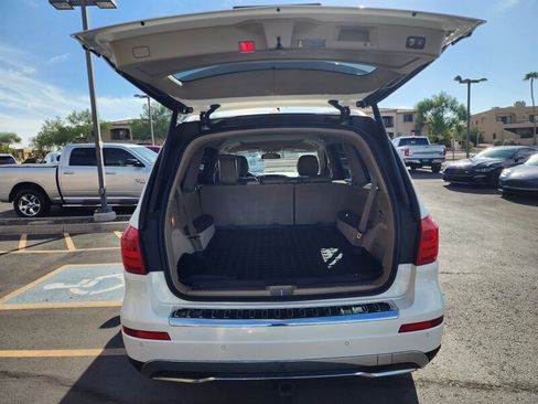 Used 2015 Mercedes-Benz GL 450 4MATIC w/ Lighting Package image 14