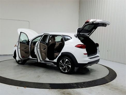 Used 2019 Hyundai Tucson Sport image 13