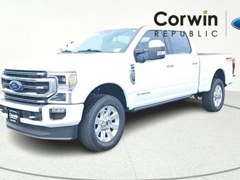 Certified 2021 Ford F250 Platinum w/ FX4 Off-Road Package AWD/4WD image 3