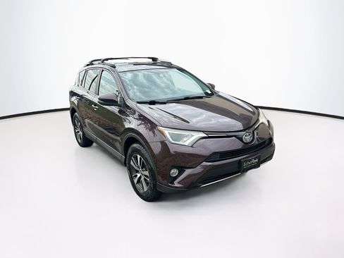 Used 2017 Toyota RAV4 XLE w/ All Weather Liner Package AWD/4WD image 3