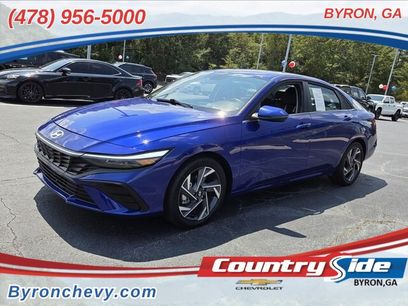 Used 2025 Hyundai Elantra Limited
