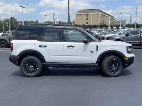 New 2026 Ford Bronco Sport Badlands w/ Badlands Tech Package AWD/4WD image 2