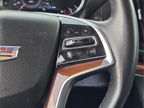 Used 2018 Cadillac Escalade ESV Luxury RWD image 27