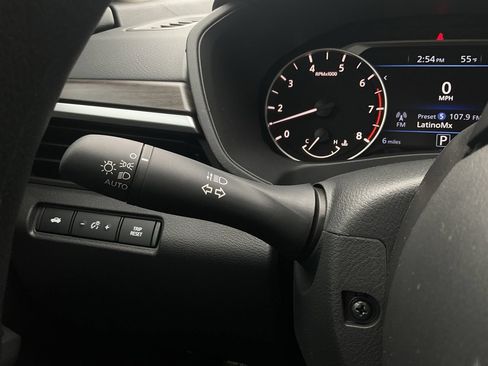 New 2026 Nissan Altima 2.5 SV FWD image 31