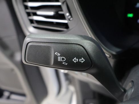 Used 2025 Ford Escape Active AWD/4WD image 36
