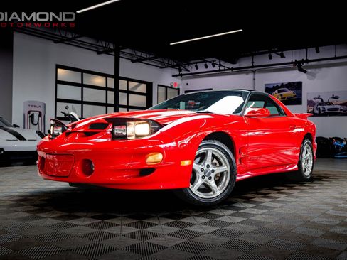 Used 2000 Pontiac Firebird Formula RWD image 1