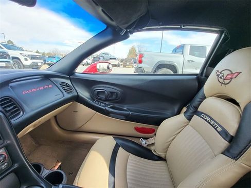 Used 2000 Chevrolet Corvette Convertible w/ Memory Pkg image 13