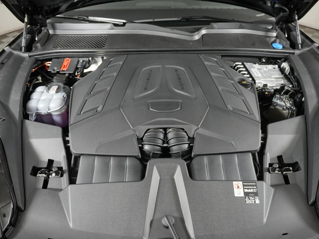 Certified 2026 Porsche Cayenne S AWD/4WD image 42