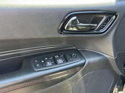 Used 2025 Dodge Durango GT AWD/4WD image 19