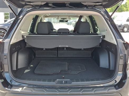 Used 2020 Subaru Forester Premium AWD/4WD image 30