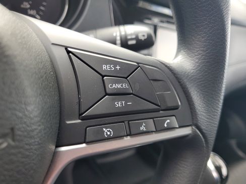 Used 2019 Nissan Rogue S image 21