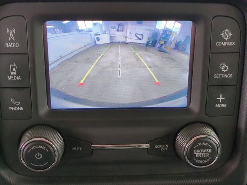 Used 2019 Jeep Wrangler Sport AWD/4WD image 24
