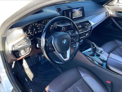 Used 2018 BMW 530i w/ Luxury Seating Package image 16