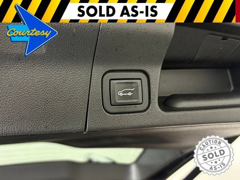 Used 2020 GMC Acadia SLE w/ Driver Convenience Package FWD image 38