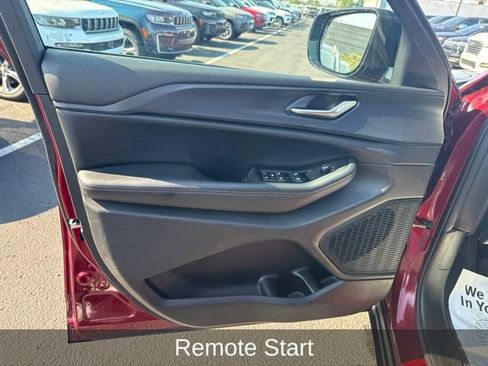 Certified 2024 Jeep Grand Cherokee L Altitude AWD/4WD image 10