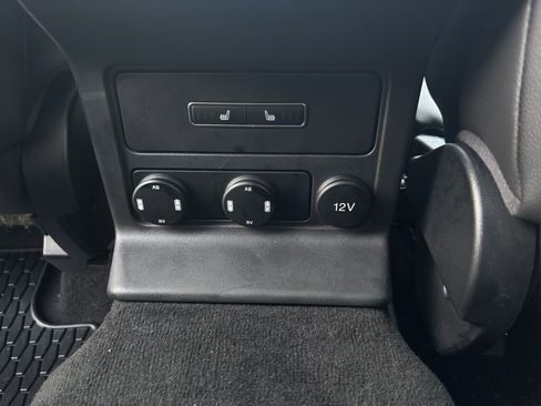 Used 2017 Jaguar F-PACE Premium AWD/4WD image 14