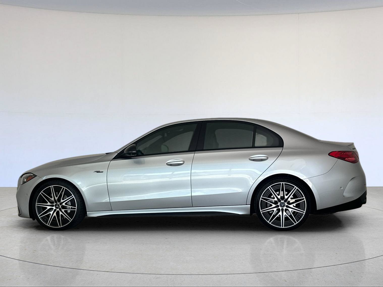 Used 2023 Mercedes-Benz C 43 AMG 4MATIC Sedan image 3