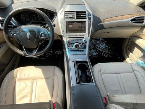 Used 2017 Lincoln MKZ Select w/ Select Plus Package AWD/4WD image 11