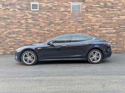 Used 2012 Tesla Model S RWD image 7