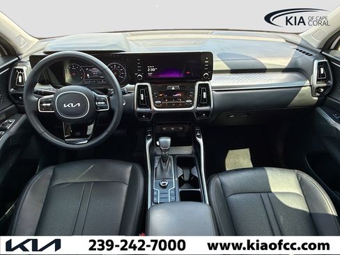 Used 2022 Kia Sorento S image 15