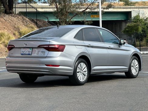 Used 2019 Volkswagen Jetta S w/ Driver Assistance Package FWD image 5