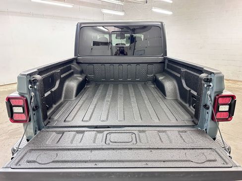 New 2026 Jeep Gladiator Willys image 13