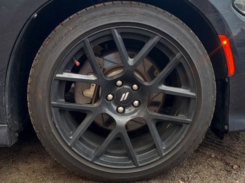 Used 2019 Dodge Charger R/T w/ Plus Group image 19