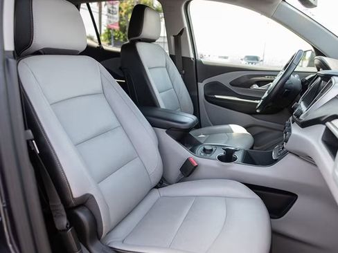 Used 2019 GMC Terrain SLT w/ Preferred Package FWD image 10