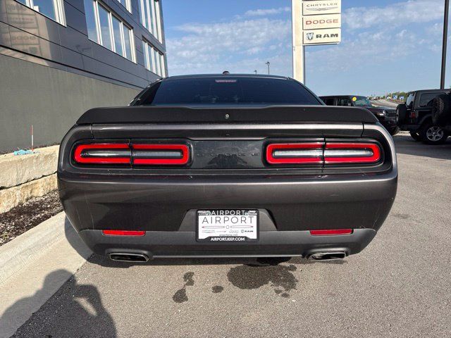 Used 2022 Dodge Challenger SXT w/ Blacktop Package RWD image 4